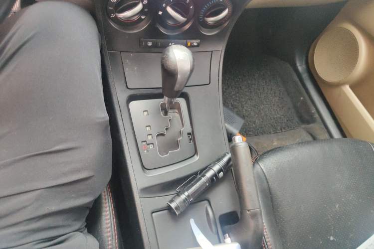 Used Mazda 3 2011 Sedan 1.6L Automatic Elite Model Gear Lever