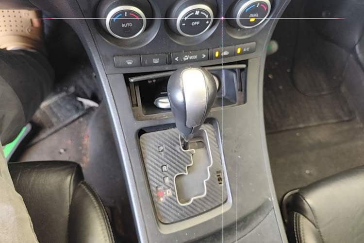 Used Mazda 3 2011 Sedan 2.0L Automatic Luxury Model Gear Lever