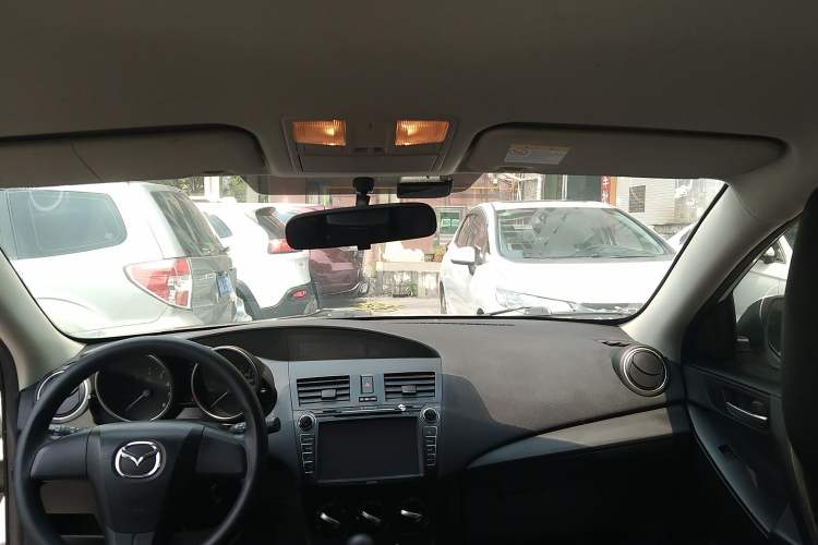Used Mazda 3 2011 Sedan 1.6L Automatic Comfort Model Headliner