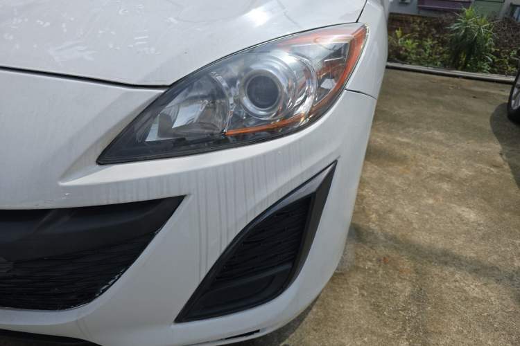 Used Mazda 3 2011 Sedan 1.6L Automatic Comfort Model Left Front Headlight