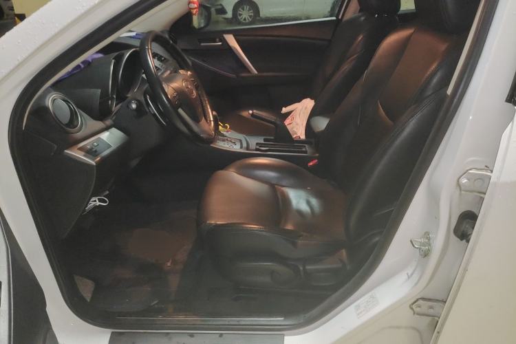 Used Mazda 3 2011 Sedan 2.0L Automatic Luxury Model Left Front Seat