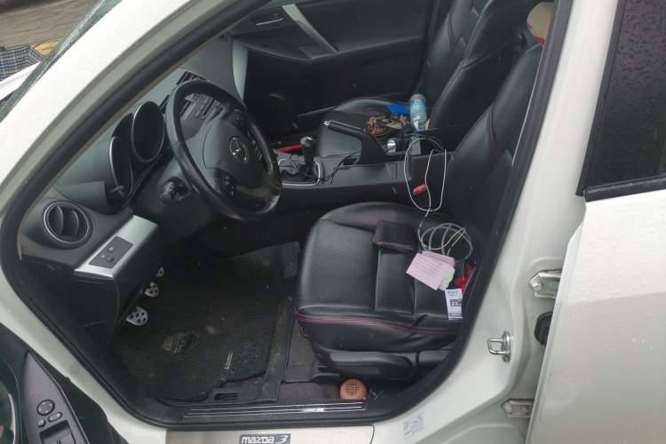 Used Mazda 3 2011 Sedan 2.0L Manual Sport Model Left Front Seat