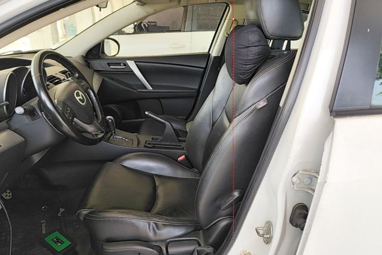 Used Mazda 3 2011 Sedan 2.0L Automatic Luxury Model Left Front Seat
