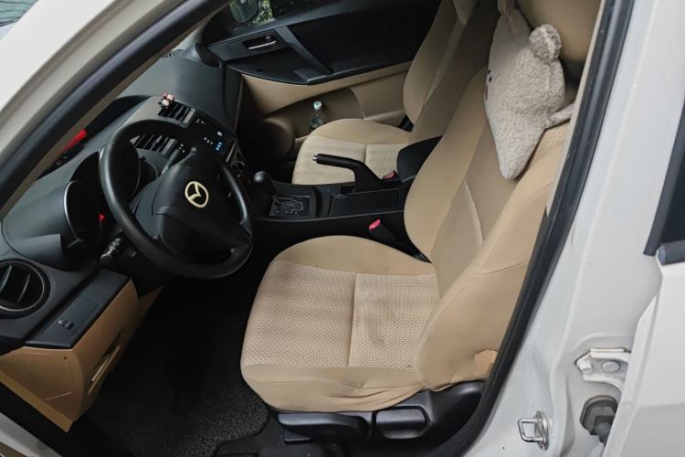 Used Mazda 3 2011 Sedan 1.6L Automatic Comfort Model Left Front Seat