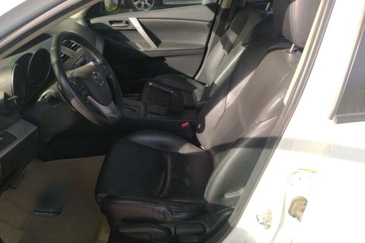 Used Mazda 3 2011 Sedan 2.0L Automatic Luxury Model Left Front Seat