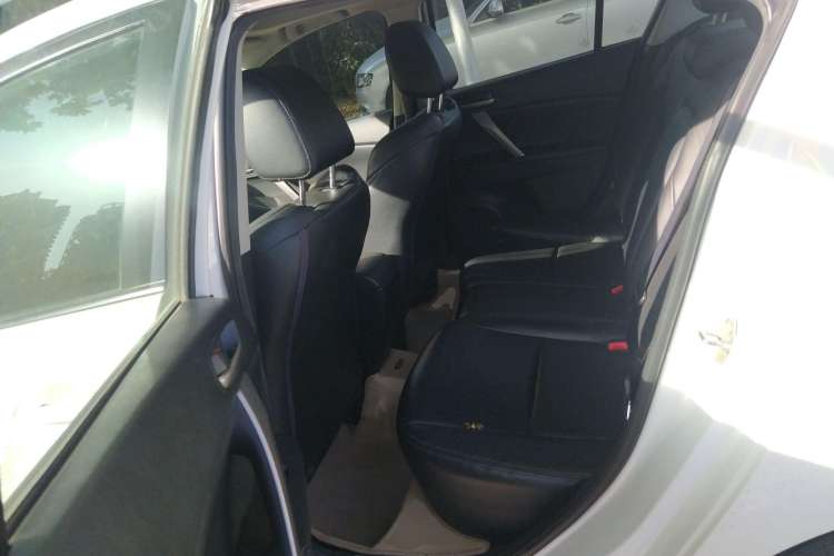 Used Mazda 3 2011 Sedan 2.0L Automatic Luxury Model Left Rear Seat