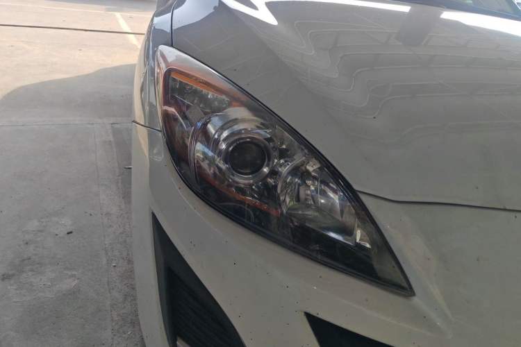 Used Mazda 3 2011 Sedan 1.6L Automatic Elite Model Right Front Headlight