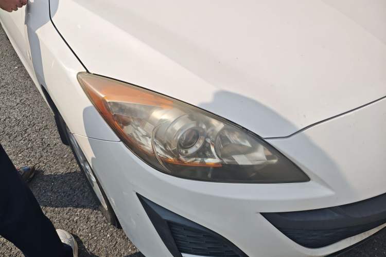 Used Mazda 3 2011 Sedan 1.6L Automatic Elite Model Right Front Headlight