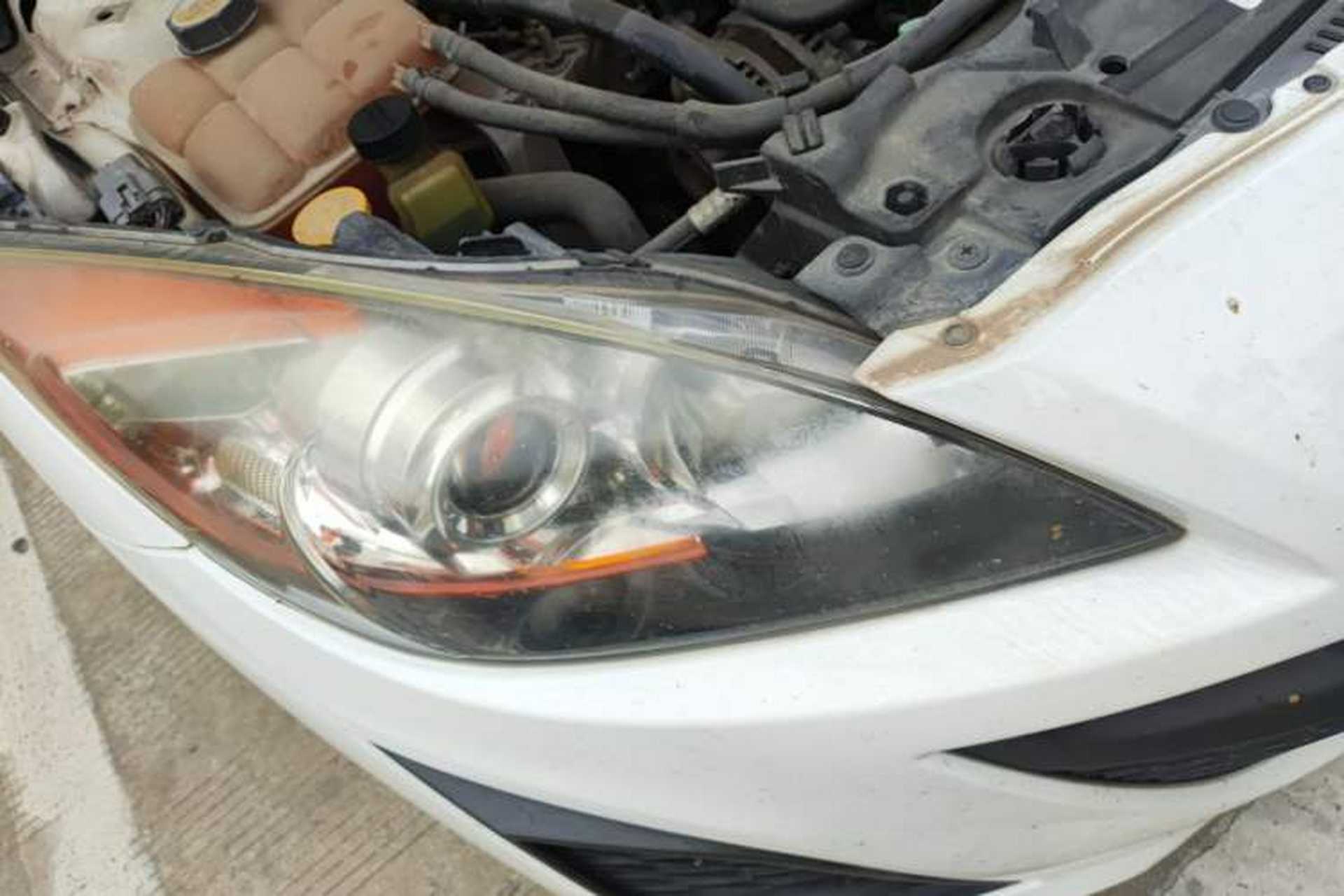 Used Mazda 3 2011 Sedan 1.6L Manual Comfort Model Right Front Headlight