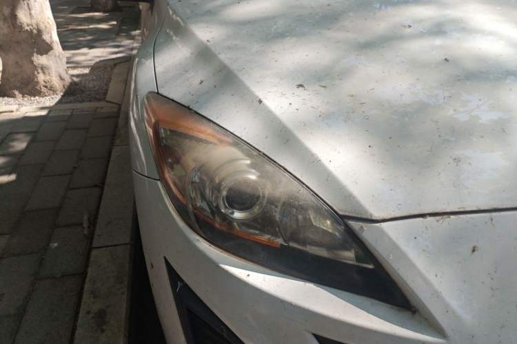 Used Mazda 3 2011 Sedan 1.6L Manual Comfort Model Right Front Headlight