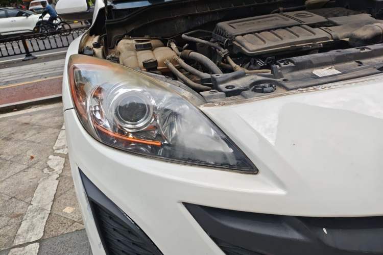 Used Mazda 3 2011 Sedan 1.6L Automatic Elite Model Right Front Headlight
