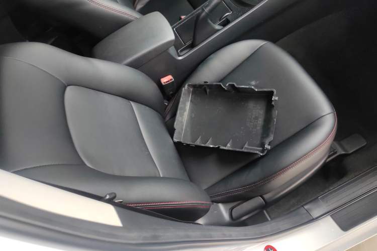 Used Mazda 3 2011 Sedan 1.6L Automatic Comfort Model Right Front Seat