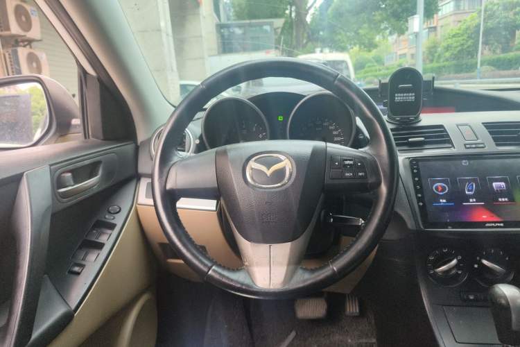 Used Mazda 3 2011 Sedan 1.6L Automatic Elite Model Steering Wheel
