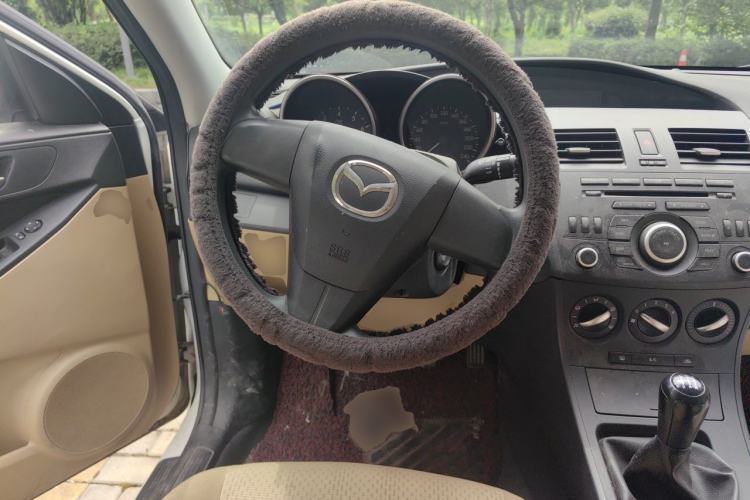 Used Mazda 3 2011 Sedan 1.6L Manual Comfort Model Steering Wheel