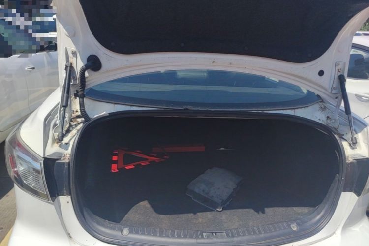 Used Mazda 3 2011 Sedan 1.6L Automatic Elite Model Trunk