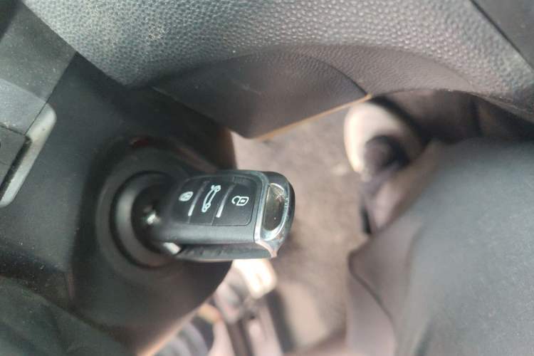 Used Mazda 3 2011 Sedan 1.6L Automatic Elite Model Vehicle Key