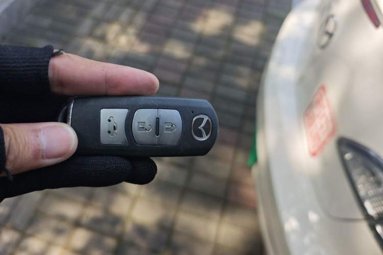 Used Mazda 3 2011 Sedan 2.0L Automatic Luxury Model Vehicle Key