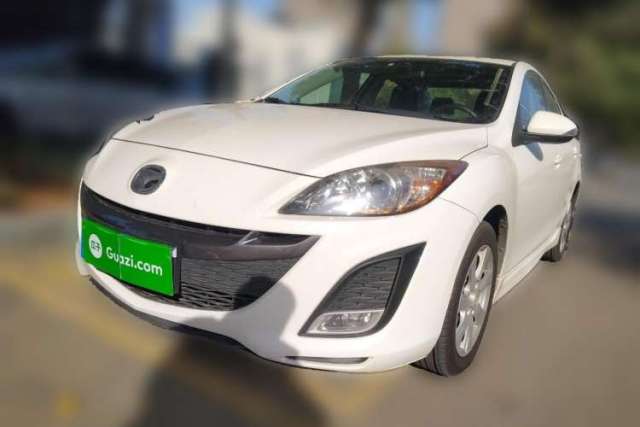 Mazda 3 2011 Sedan 2.0L Automatic Luxury Model مستعملة