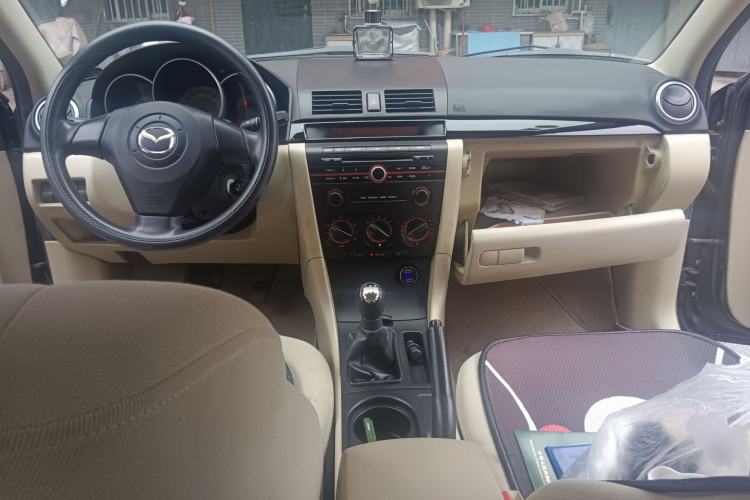 Used Mazda 3 2012 1.6L Manual Classic Special Offer Center Console