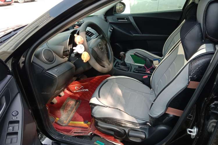 Used Mazda 3 2012 Hatchback 1.6L Manual Comfort Model Driver Seat