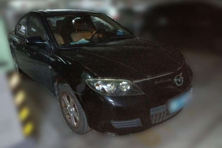 Used Mazda 3 2012 1.6L Manual Classic Standard Edition Front Right 45 Deg