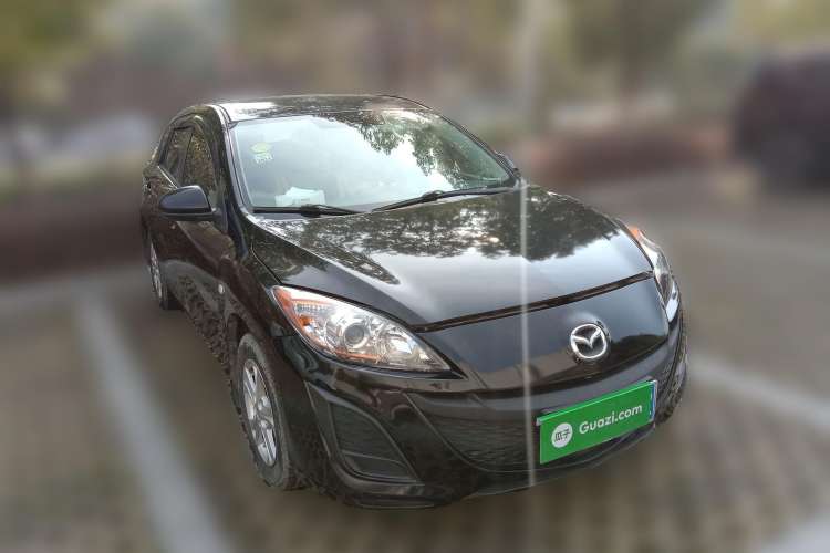 Used Mazda 3 2012 Hatchback 1.6L Manual Comfort Model Front Right 45 Deg