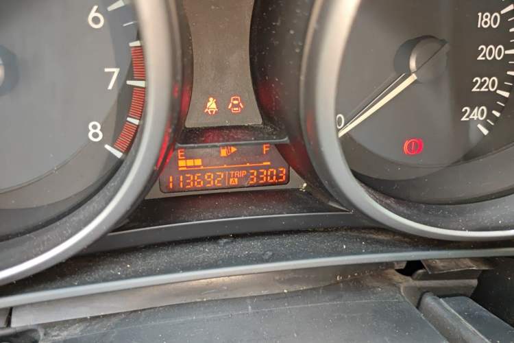 Used Mazda 3 2012 Hatchback 1.6L Manual Comfort Model Odometer Close Up
