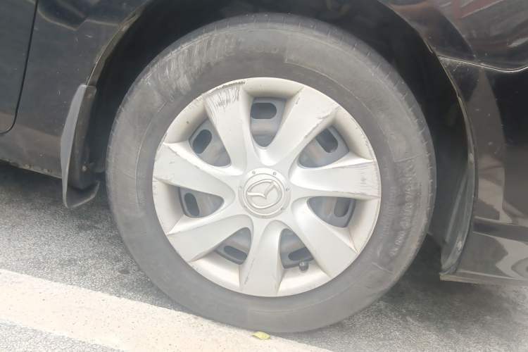 Used Mazda 3 2012 1.6L Manual Classic Special Offer Right Front Wheel Hub
