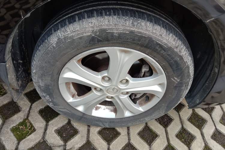 Used Mazda 3 2012 Hatchback 1.6L Manual Comfort Model Right Front Wheel Hub