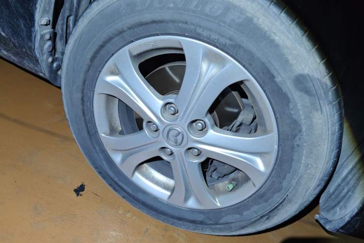 Used Mazda 3 2012 1.6L Manual Classic Standard Edition Right Front Wheel Hub