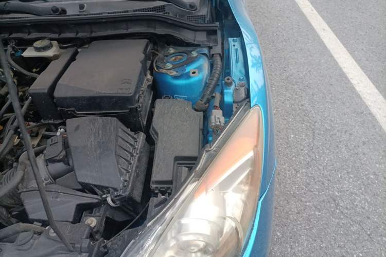 Used Mazda 3 2012 Hatchback 2.0L Automatic Luxury Model Engine Bay Left