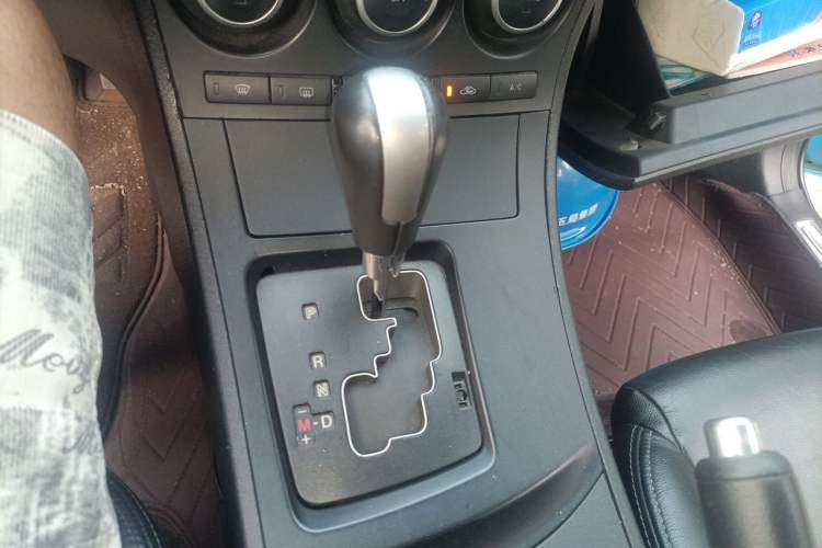 Used Mazda 3 2012 Hatchback 2.0L Automatic Luxury Model Gear Lever