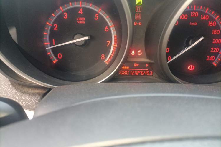 Used Mazda 3 2012 Hatchback 2.0L Automatic Luxury Model Odometer Close Up