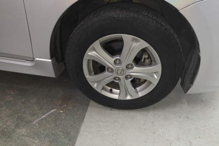 Used Mazda 3 2012 Hatchback 1.6L Automatic Elite Model Right Front Wheel Hub