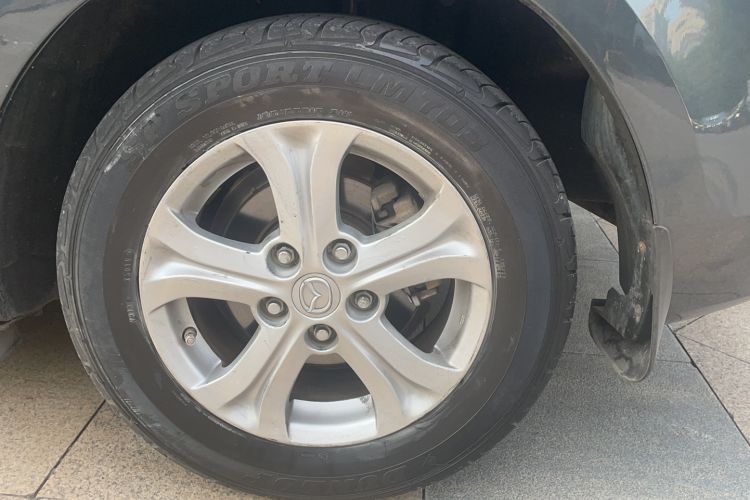 Used Mazda 3 2012 Hatchback 1.6L Manual Comfort Model Exterior 8
