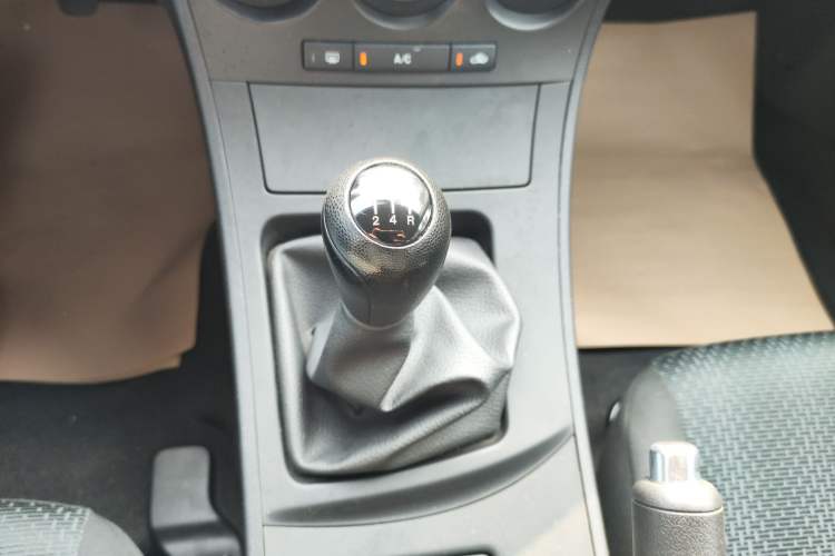 Used Mazda 3 2012 Hatchback 1.6L Manual Comfort Model Gear Lever
