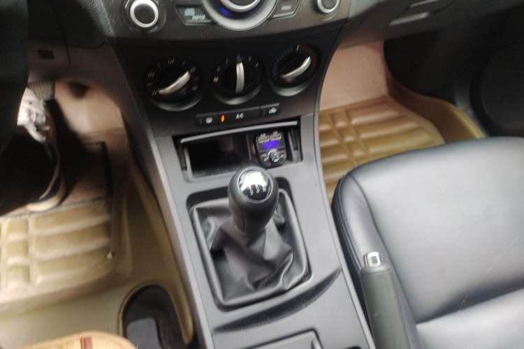 Used Mazda 3 2012 Hatchback 1.6L Manual Comfort Model Gear Lever