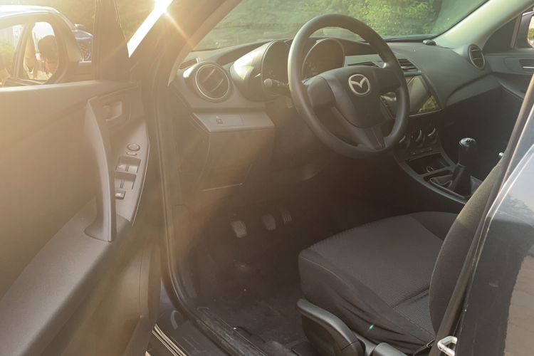 Used Mazda 3 2012 Hatchback 1.6L Manual Comfort Model Interior 1