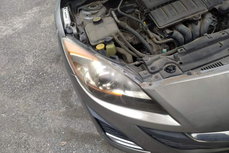 Used Mazda 3 2012 Hatchback 1.6L Manual Comfort Model Right Front Headlight