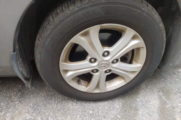 Used Mazda 3 2012 Hatchback 1.6L Manual Comfort Model Right Front Wheel Hub