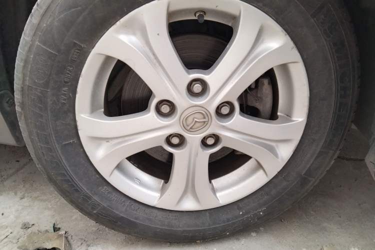 Used Mazda 3 2012 Hatchback 1.6L Automatic Elite Model Right Front Wheel Hub
