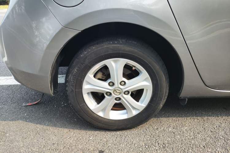 Used Mazda 3 2012 Hatchback 1.6L Manual Comfort Model Right Rear Wheel Hub