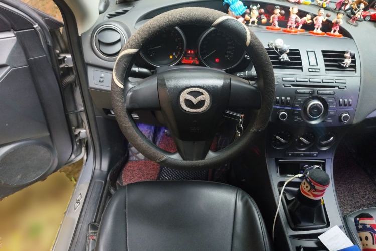 Used Mazda 3 2012 Hatchback 1.6L Manual Comfort Model Steering Wheel