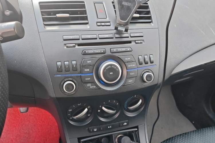 Used Mazda 3 2012 Hatchback 1.6L Manual Comfort Model Audio And AC Panel