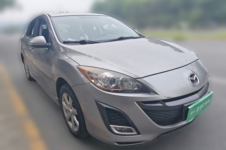 Used Mazda 3 2012 Hatchback 2.0L Automatic Luxury Model Front Right 45 Deg