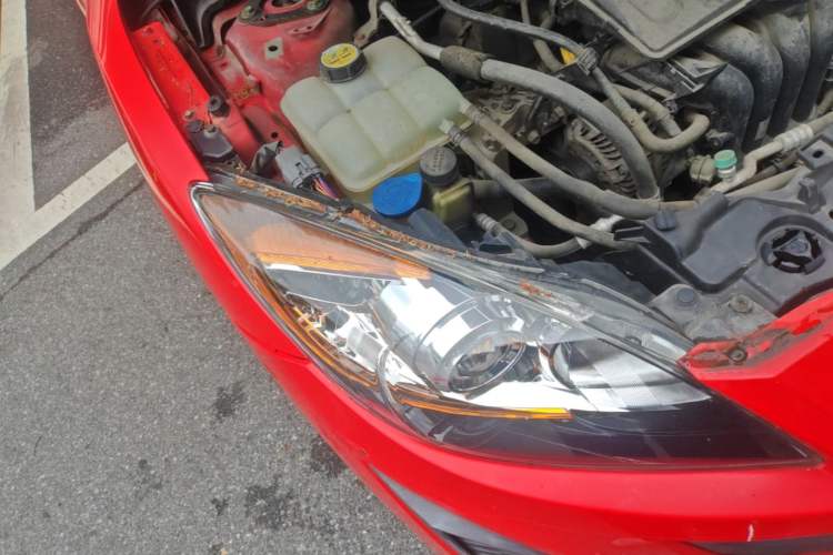Used Mazda 3 2012 Hatchback 1.6L Automatic Elite Model Right Front Headlight