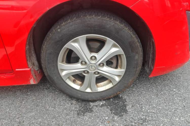 Used Mazda 3 2012 Hatchback 1.6L Automatic Elite Model Right Front Wheel Hub