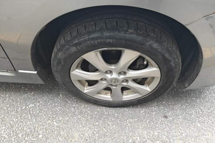 Used Mazda 3 2012 Hatchback 2.0L Automatic Luxury Model Right Front Wheel Hub