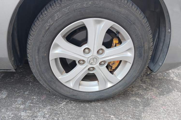Used Mazda 3 2012 Hatchback 1.6L Manual Comfort Model Right Front Wheel Hub