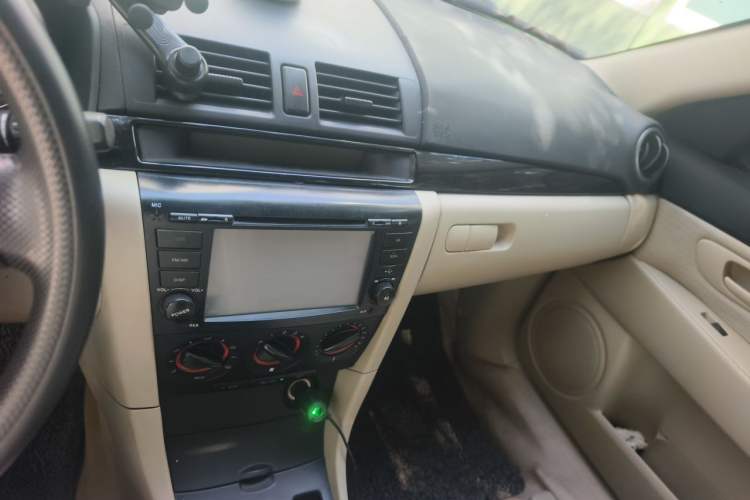 Used Mazda 3 2012 1.6L Manual Classic Standard Edition Audio And AC Panel